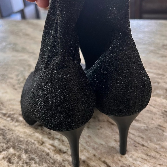 Jones New York Signature Black Shimmer Ankle Boots Sz 7.5 - Picture 2 of 10